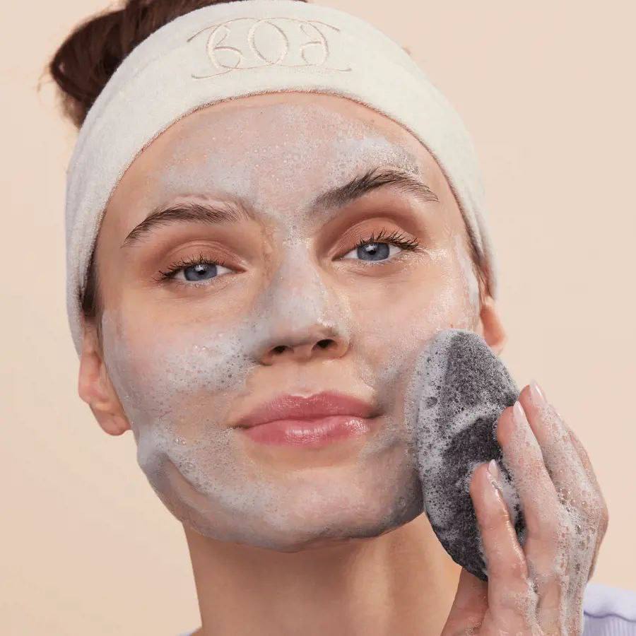 اسفنج پاک‌کننده کنجاک زغالی اوریفلیم | سم‌زدای طبیعی و کنترل‌کننده چربی